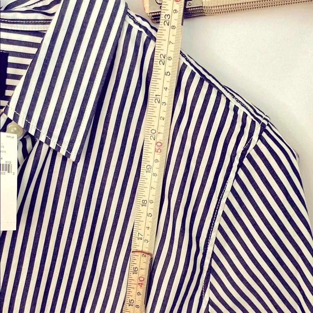 NWT GAP Women's Striped Button Down Shirt - Navy and White Size L - Picture 6 of 6
